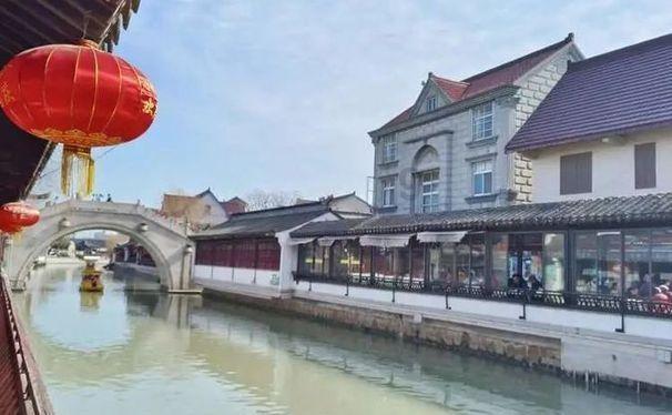 远嫁蒙古的公主惨遭驸马一脚踢死,骗康熙因病离世,康熙为女报仇
